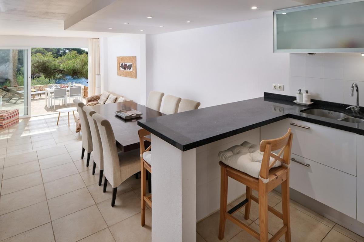 Sea Frontline Apartment 'Ernesto'. Pool. Wifi Santanyí Exteriér fotografie